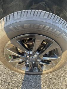 2017 Jeep Grand Cherokee Altitude   - Photo 14 - Stuarts Draft, VA 24477