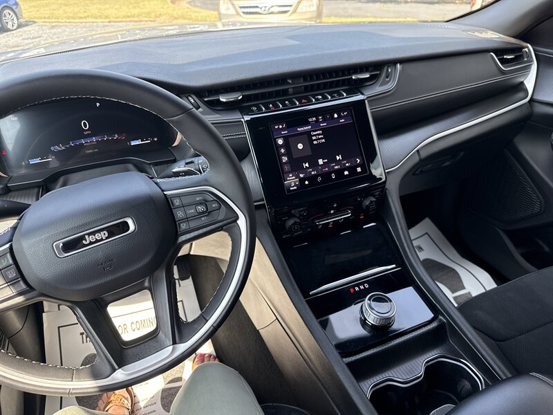 2024 Jeep Grand Cherokee Altitude X photo 11
