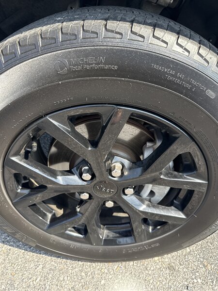 2024 Jeep Grand Cherokee Altitude X photo 7