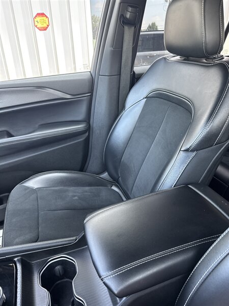 2024 Jeep Grand Cherokee Altitude X photo 15