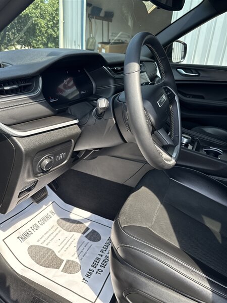 2024 Jeep Grand Cherokee Altitude X photo 9
