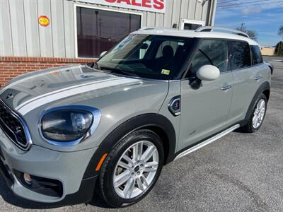 2019 MINI Countryman Cooper S ALL4   - Photo 2 - Stuarts Draft, VA 24477