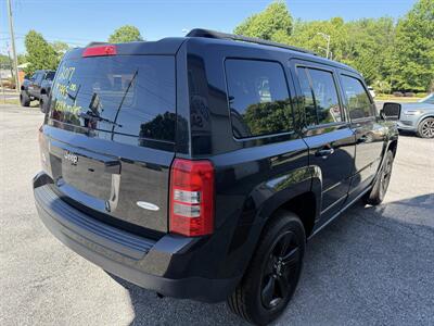 2017 Jeep Patriot Latitude   - Photo 6 - Stuarts Draft, VA 24477