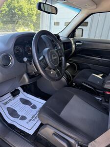 2017 Jeep Patriot Latitude   - Photo 16 - Stuarts Draft, VA 24477