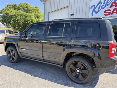 2017 Jeep Patriot Latitude   - Photo 9 - Stuarts Draft, VA 24477