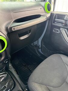 2015 Jeep Wrangler Unlimited Sport   - Photo 21 - Stuarts Draft, VA 24477