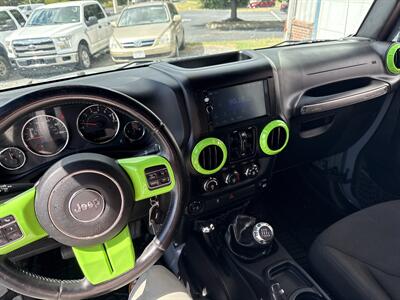 2015 Jeep Wrangler Unlimited Sport   - Photo 15 - Stuarts Draft, VA 24477