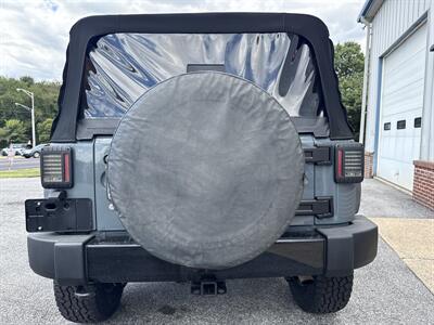 2015 Jeep Wrangler Unlimited Sport   - Photo 8 - Stuarts Draft, VA 24477