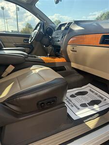 2015 Nissan Armada Platinum - Photo 34 - Stuarts Draft, VA 24477