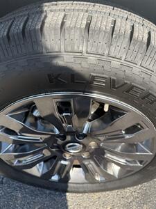 2015 Nissan Armada Platinum - Photo 14 - Stuarts Draft, VA 24477