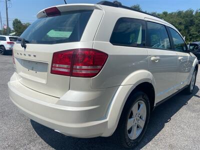 2018 Dodge Journey VALUE PACKAGE   - Photo 8 - Stuarts Draft, VA 24477