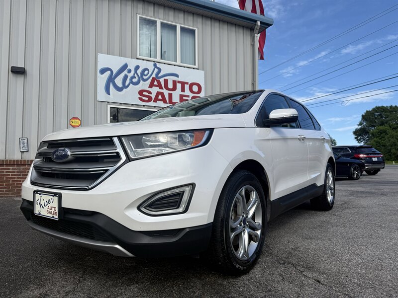 2015 Ford Edge Titanium's photo