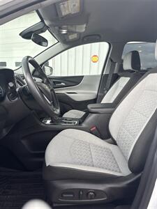 2022 Chevrolet Equinox LT   - Photo 12 - Stuarts Draft, VA 24477
