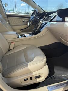 2017 Ford Taurus Limited   - Photo 27 - Stuarts Draft, VA 24477