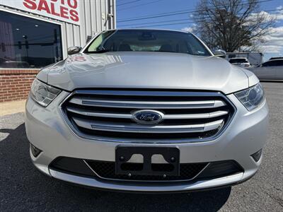2017 Ford Taurus Limited   - Photo 3 - Stuarts Draft, VA 24477