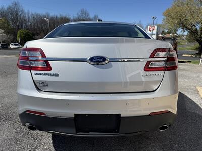 2017 Ford Taurus Limited   - Photo 7 - Stuarts Draft, VA 24477