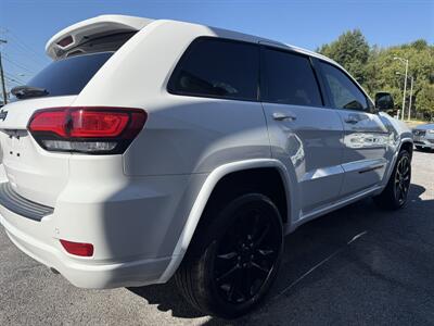 2022 Jeep Grand Cherokee WK Laredo X - Photo 7 - Stuarts Draft, VA 24477