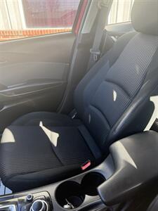 2016 Mazda Mazda3 i Sport   - Photo 19 - Stuarts Draft, VA 24477