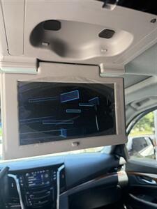 2019 Cadillac Escalade Premium Luxury   - Photo 32 - Stuarts Draft, VA 24477