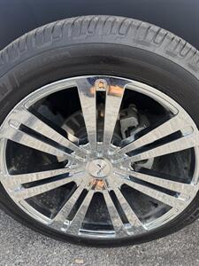 2019 Cadillac Escalade Premium Luxury   - Photo 11 - Stuarts Draft, VA 24477