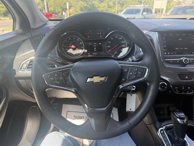 2019 Chevrolet Cruze LT - Photo 17 - Stuarts Draft, VA 24477