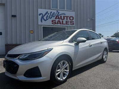 2019 Chevrolet Cruze LT - Photo 2 - Stuarts Draft, VA 24477