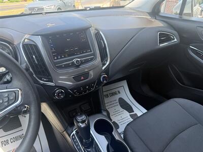 2019 Chevrolet Cruze LT - Photo 18 - Stuarts Draft, VA 24477