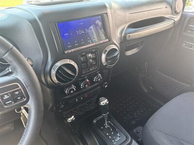 2017 Jeep Wrangler Unlimited Sport   - Photo 13 - Stuarts Draft, VA 24477