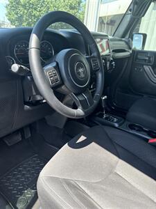 2017 Jeep Wrangler Unlimited Sport   - Photo 11 - Stuarts Draft, VA 24477