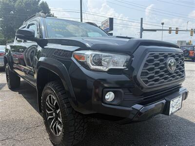 2020 Toyota Tacoma TRD Sport - Photo 5 - Stuarts Draft, VA 24477