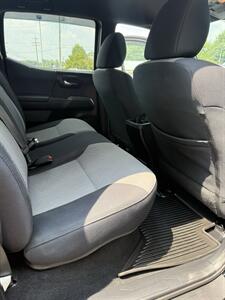2020 Toyota Tacoma TRD Sport - Photo 32 - Stuarts Draft, VA 24477