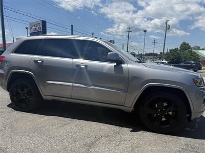 2015 Jeep Grand Cherokee Altitude   - Photo 6 - Stuarts Draft, VA 24477