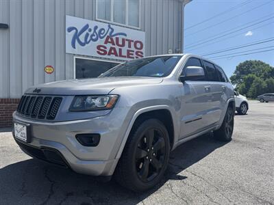 2015 Jeep Grand Cherokee Altitude   - Photo 1 - Stuarts Draft, VA 24477