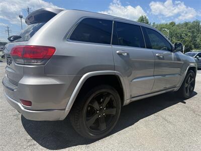 2015 Jeep Grand Cherokee Altitude   - Photo 7 - Stuarts Draft, VA 24477