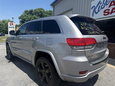 2015 Jeep Grand Cherokee Altitude   - Photo 11 - Stuarts Draft, VA 24477