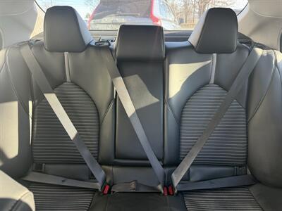 2020 Toyota Camry SE   - Photo 17 - Stuarts Draft, VA 24477