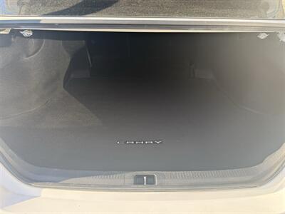 2020 Toyota Camry SE   - Photo 27 - Stuarts Draft, VA 24477