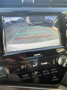 2020 Toyota Camry SE   - Photo 25 - Stuarts Draft, VA 24477