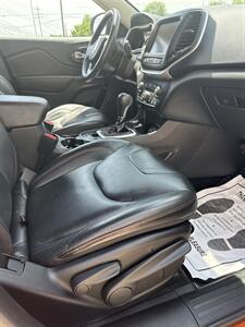 2016 Jeep Cherokee Trailhawk   - Photo 26 - Stuarts Draft, VA 24477