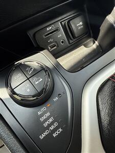 2016 Jeep Cherokee Trailhawk   - Photo 16 - Stuarts Draft, VA 24477