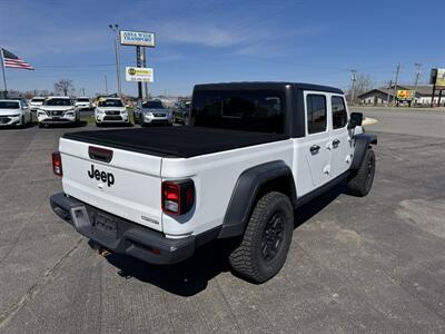2020 Jeep Gladiator Sport S   - Photo 3 - Schoolcraft, MI 49087