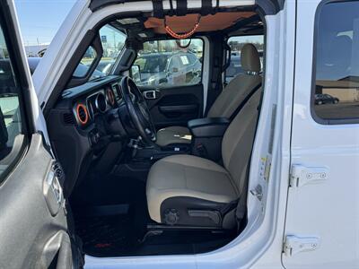 2020 Jeep Gladiator Sport S   - Photo 9 - Schoolcraft, MI 49087
