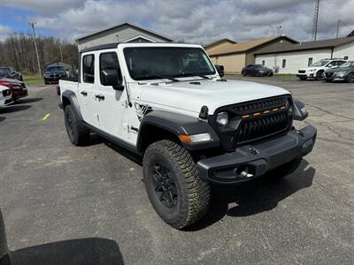 2020 Jeep Gladiator Sport S   - Photo 2 - Schoolcraft, MI 49087
