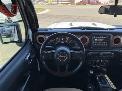 2020 Jeep Gladiator Sport S   - Photo 20 - Schoolcraft, MI 49087