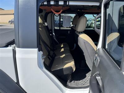 2020 Jeep Gladiator Sport S   - Photo 24 - Schoolcraft, MI 49087