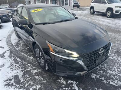 2024 Nissan Altima 2.5 SV   - Photo 4 - Schoolcraft, MI 49087