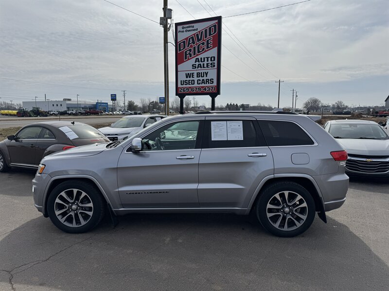 2018 Jeep Grand Cherokee Overland   - Photo 1 - Schoolcraft, MI 49087