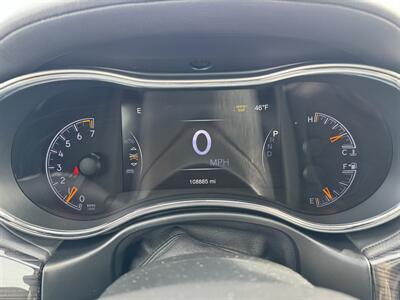 2018 Jeep Grand Cherokee Overland   - Photo 11 - Schoolcraft, MI 49087