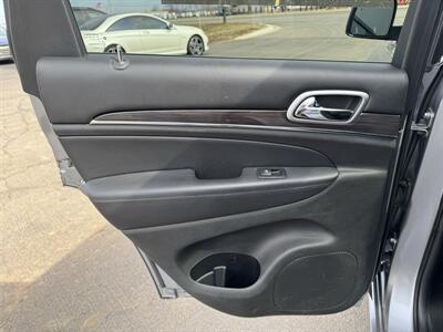2018 Jeep Grand Cherokee Overland   - Photo 18 - Schoolcraft, MI 49087
