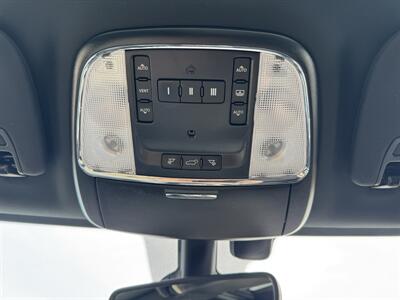 2018 Jeep Grand Cherokee Overland   - Photo 12 - Schoolcraft, MI 49087